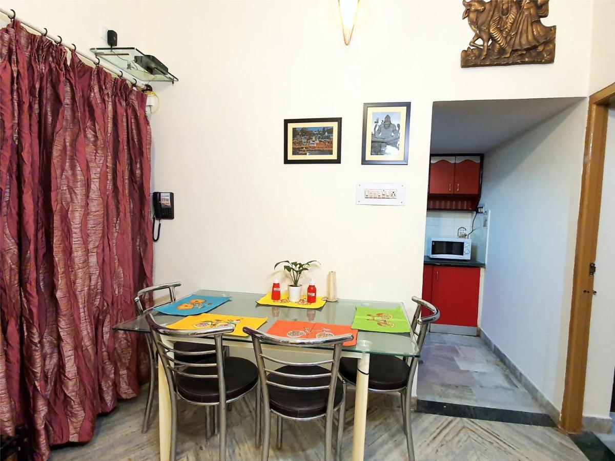 Aditya Premium Homestay- Furnished Air Conditioned- 2Bhk 贾巴尔普尔 外观 照片